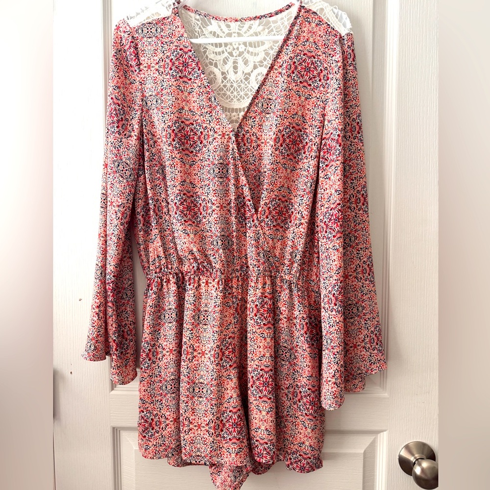 Anthropology DR2 Women's Long Bell Sleeve Romper/Shorts size M - boho